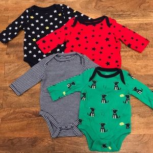 Baby Gap Long Sleeve Onesies 0-3M 4-Pack